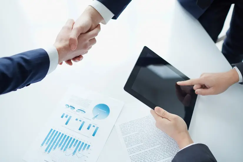 What is Pay to Play clause in Investment Agreement?